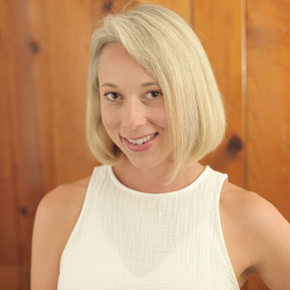 Meet your Posher, Hillary